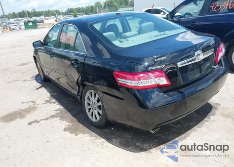 2011 Toyota Camry Xle V6 z USA, uszkodzony, nr VIN 4T1BK3EK7BU118455